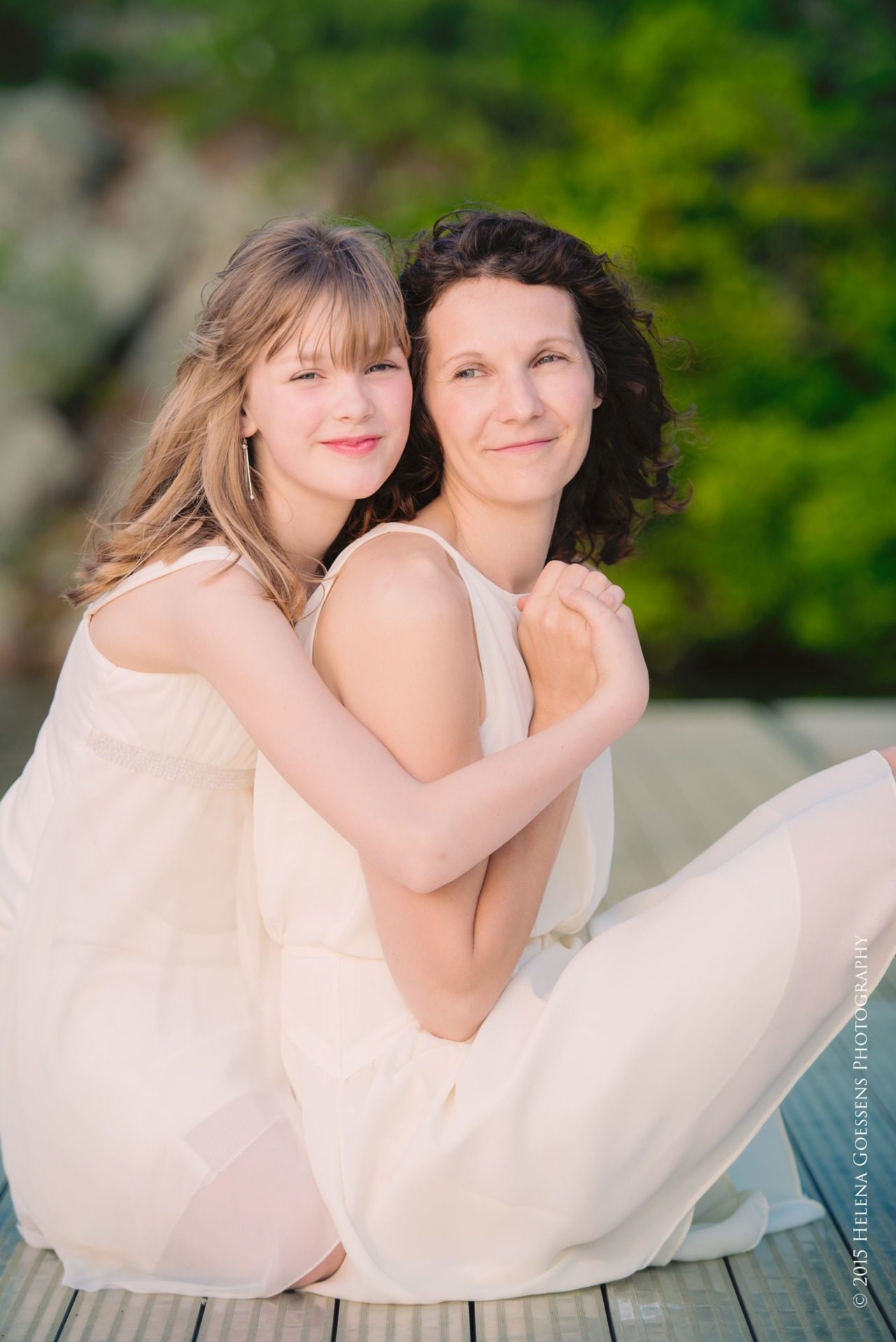 MOther-Daughter Photo Session in white dresses holding each other