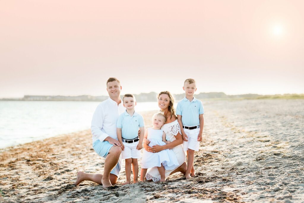 Beach Family Sessions 2021 by Helena Goessens Photography