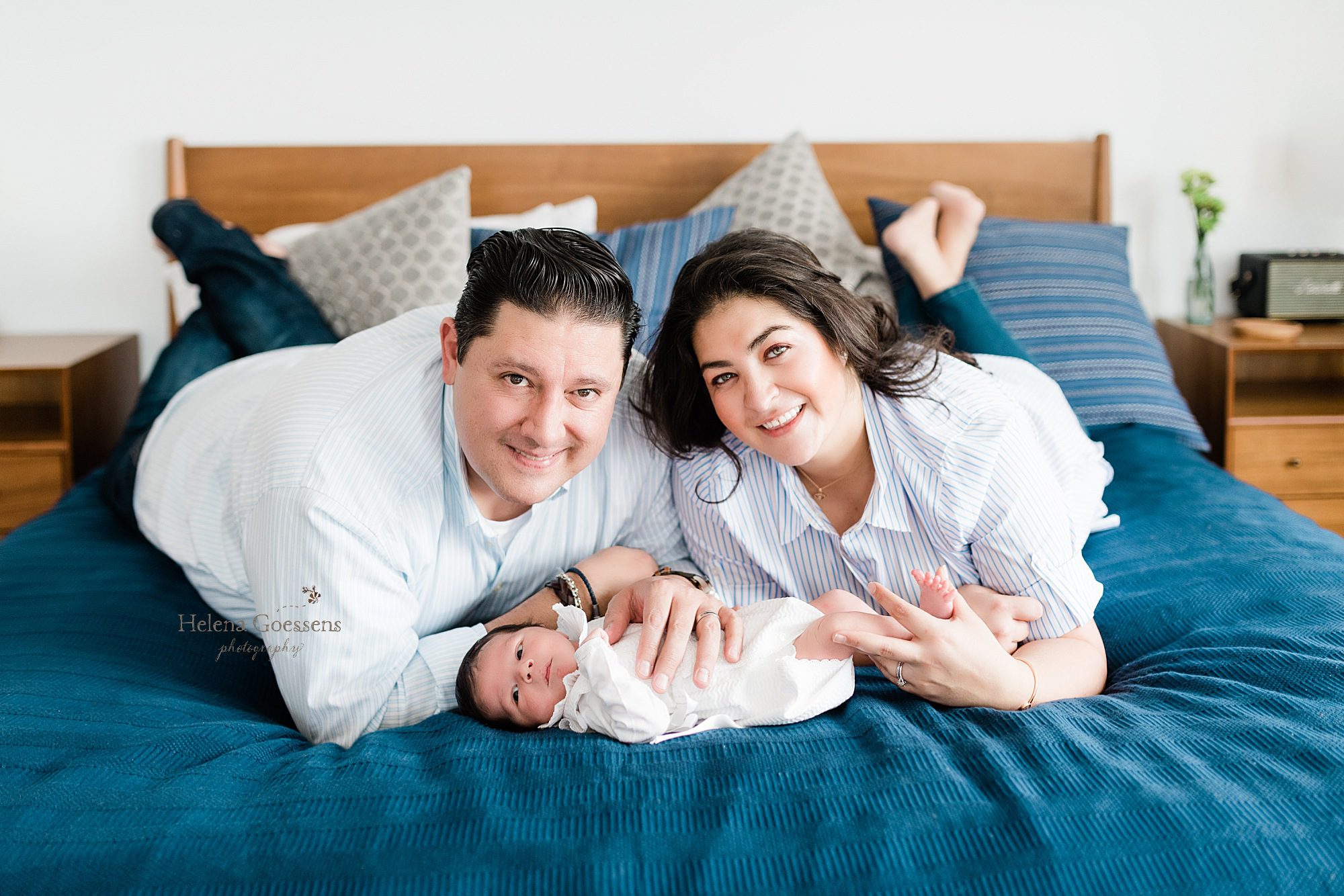 mom and dad with new baby photographed by Boston MA newborn photographer Helena Goessens Photography