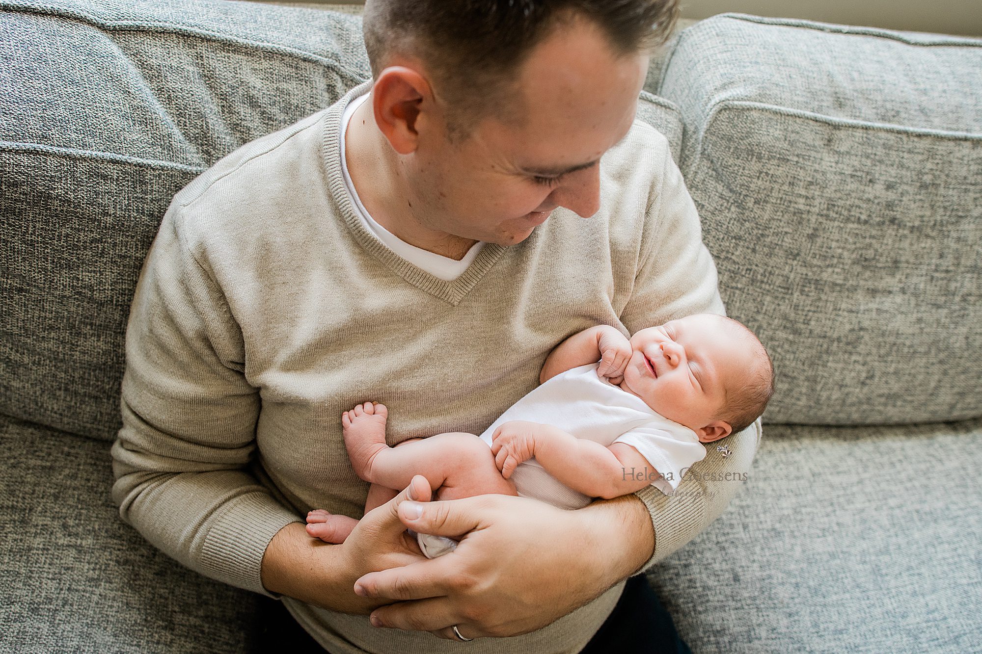 Helena Goessens Photography photographs baby girl and dad during newborn session