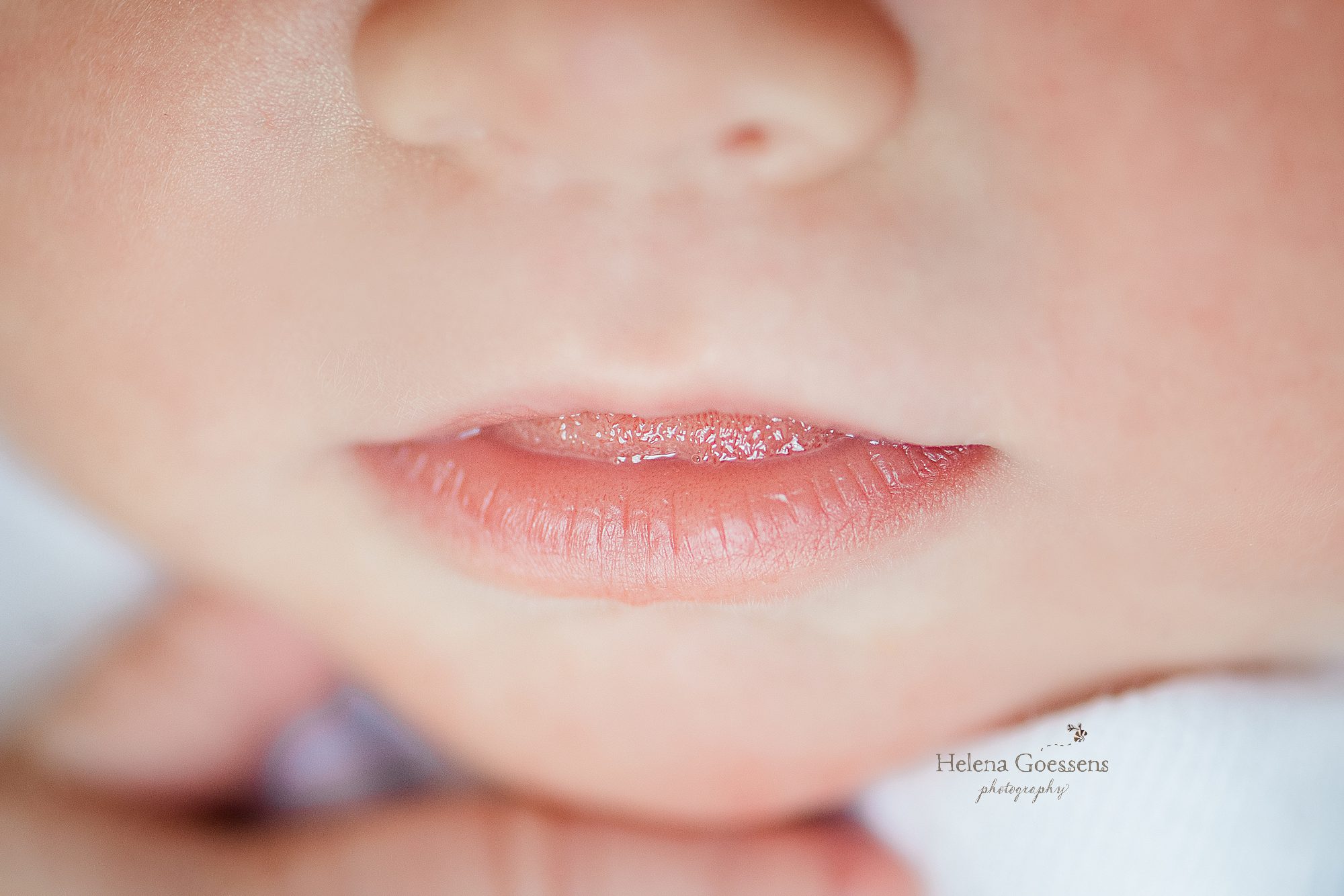 Helena Goessens Photography photographs baby's details 