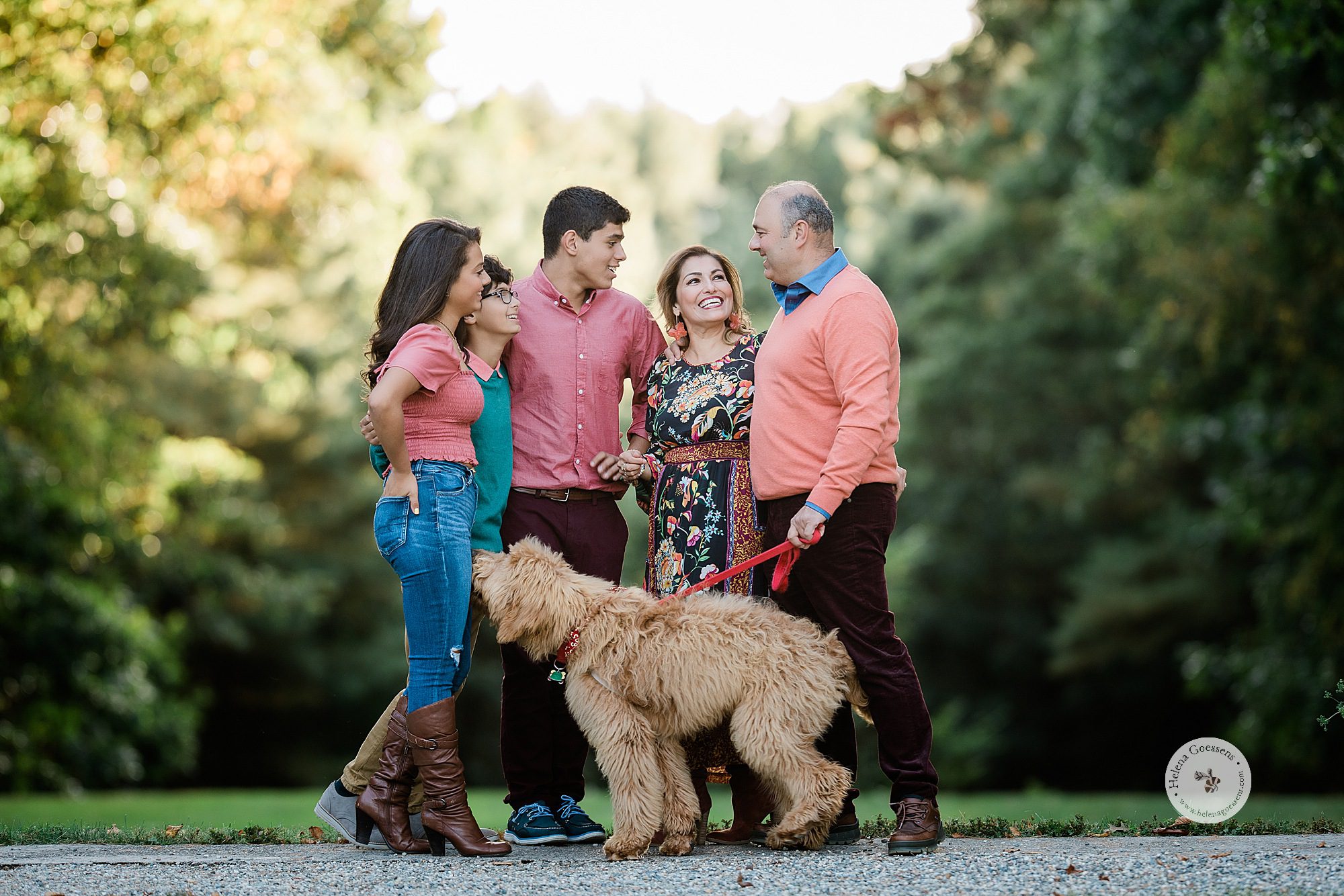 family photos with dog photographed by Helena Goessens Photography