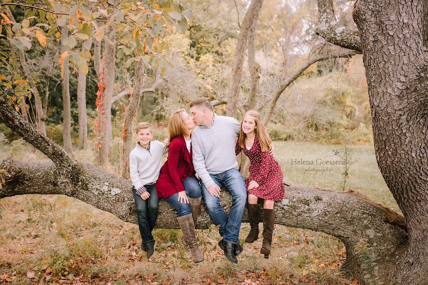 fall Larz Anderson family portraits by Helena Goessens Photography