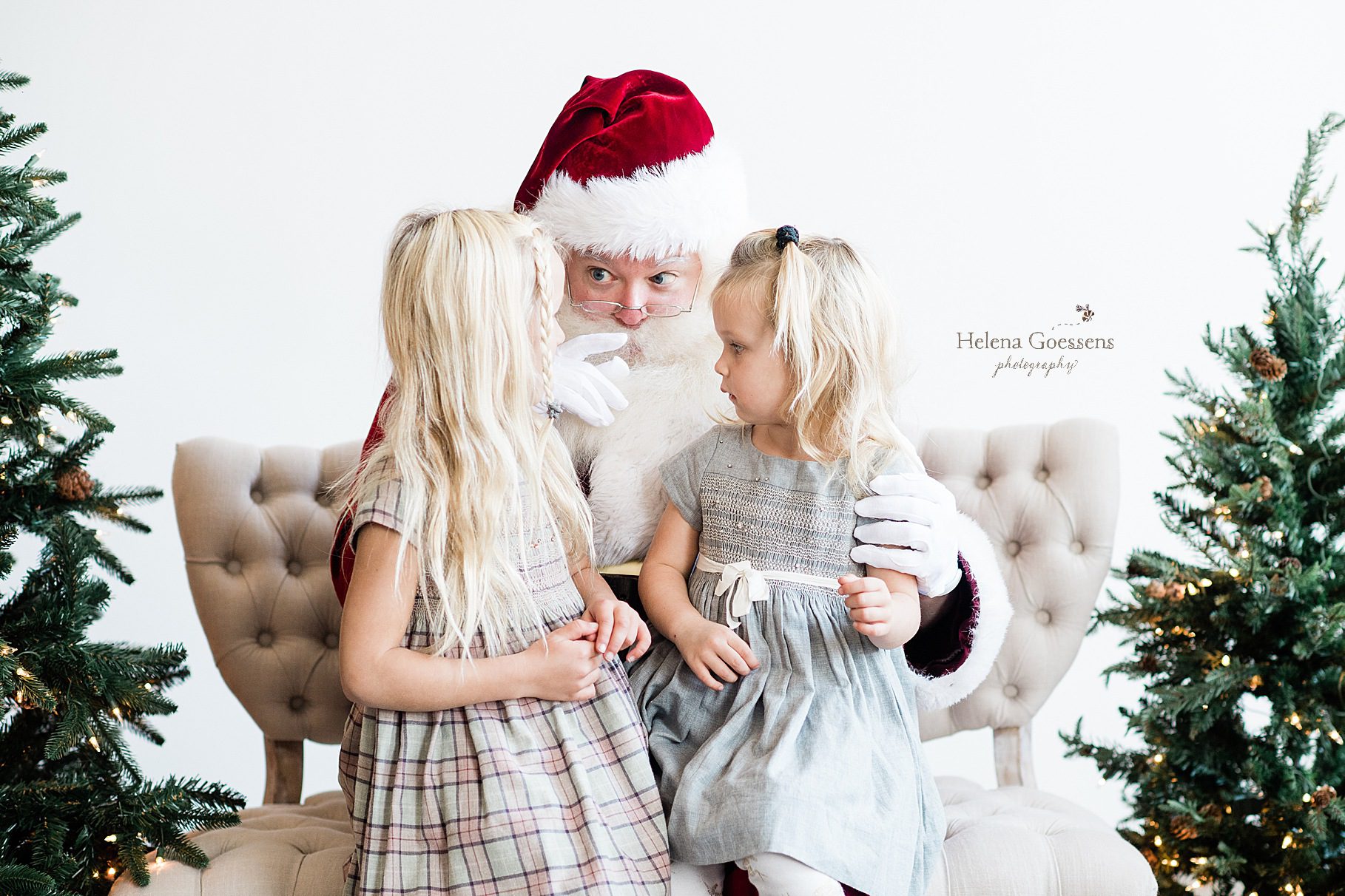 Santa sessions by Helena Goessens Photography