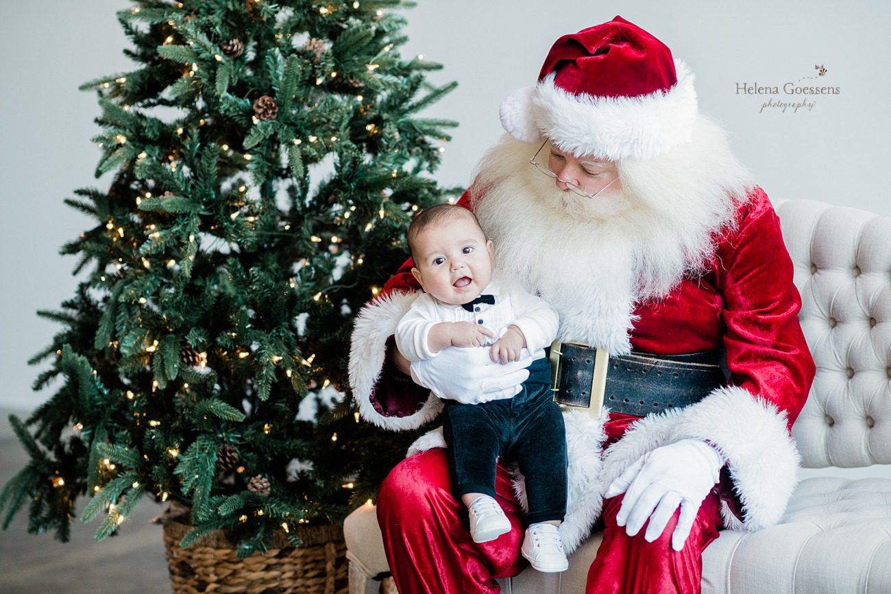 mini sessions with Santa Claus by Helena Goessens Photography