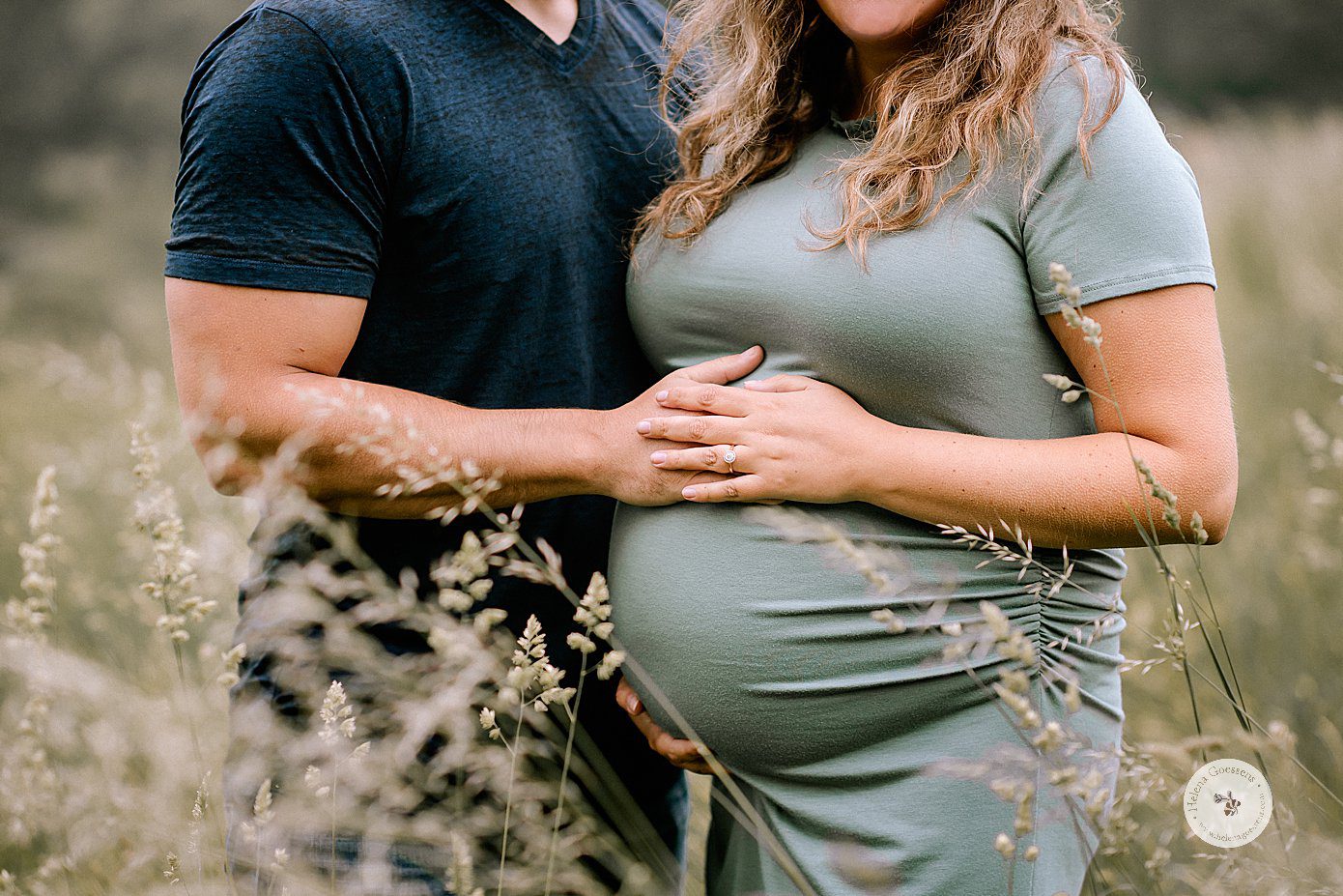 maternity session in field at Arnold's Arboretum with Helena Goessens Photography